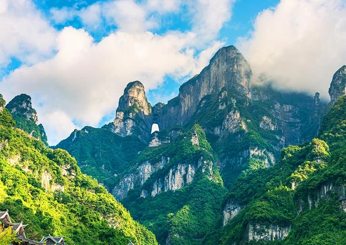 11 Days Shanghai Zhangjiajie Guilin Hong Kong Essential China Tour gallery 7