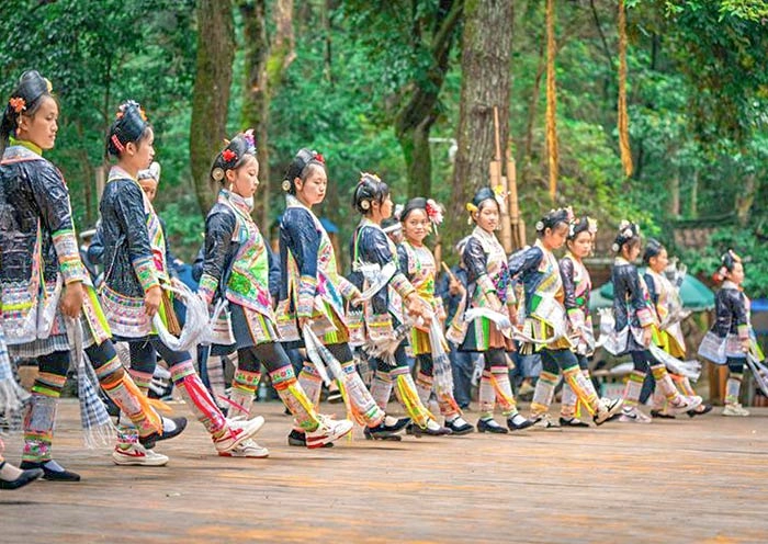 12 Days Yunnan Guizhou Panoramic Ethnic Culture Tour itinerary